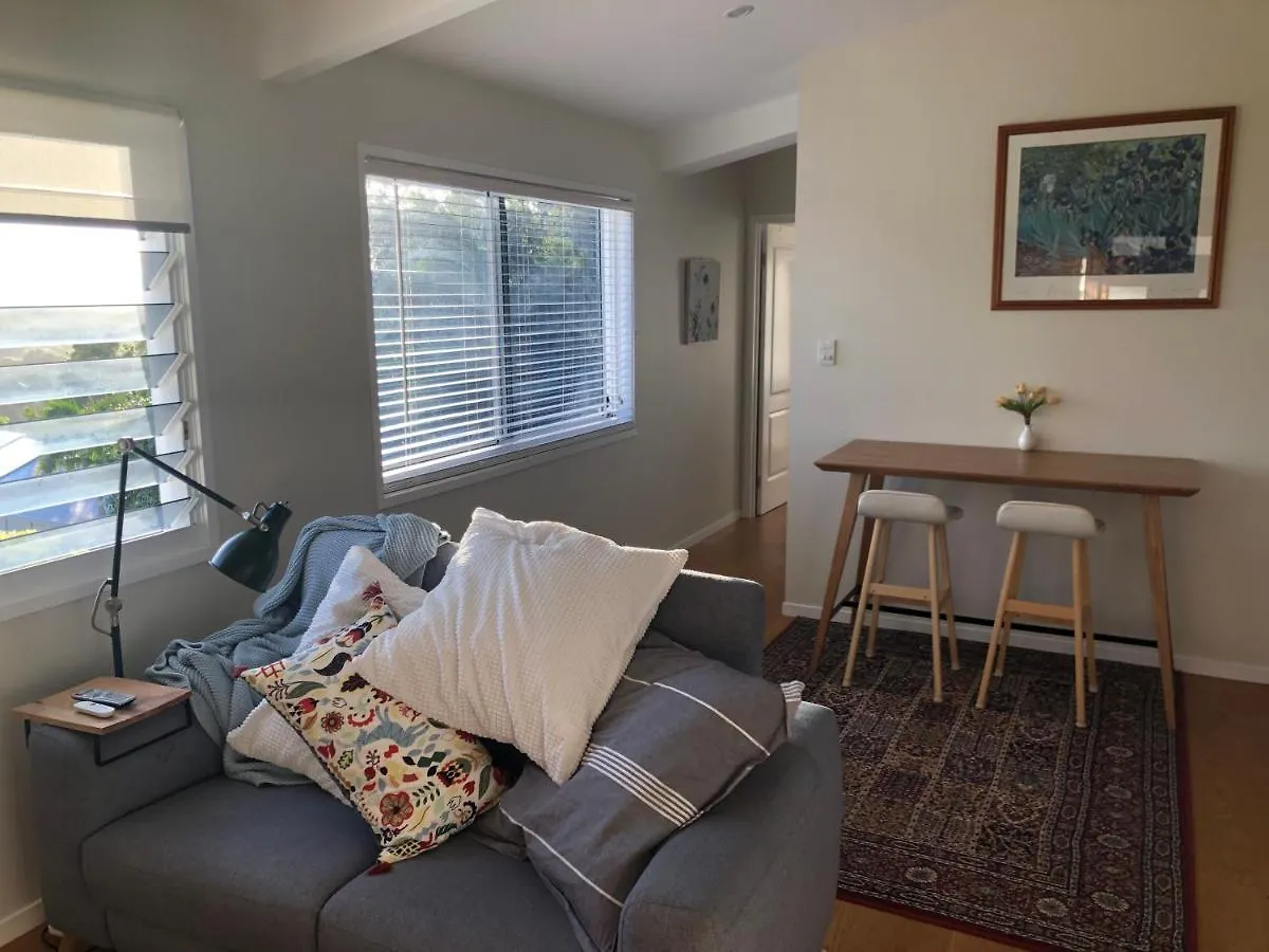 Apartamento Enjoy Own Space With A Queen Bed, & Great Views From The Deck Coolum Beach