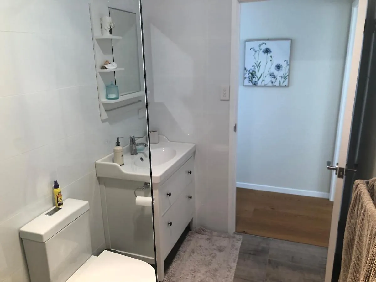 Enjoy Own Space With A Queen Bed, & Great Views From The Deck Coolum Beach